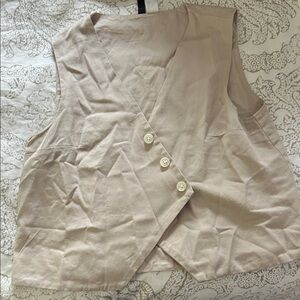 Divided Light Beige Sleeveless Top with Buttons